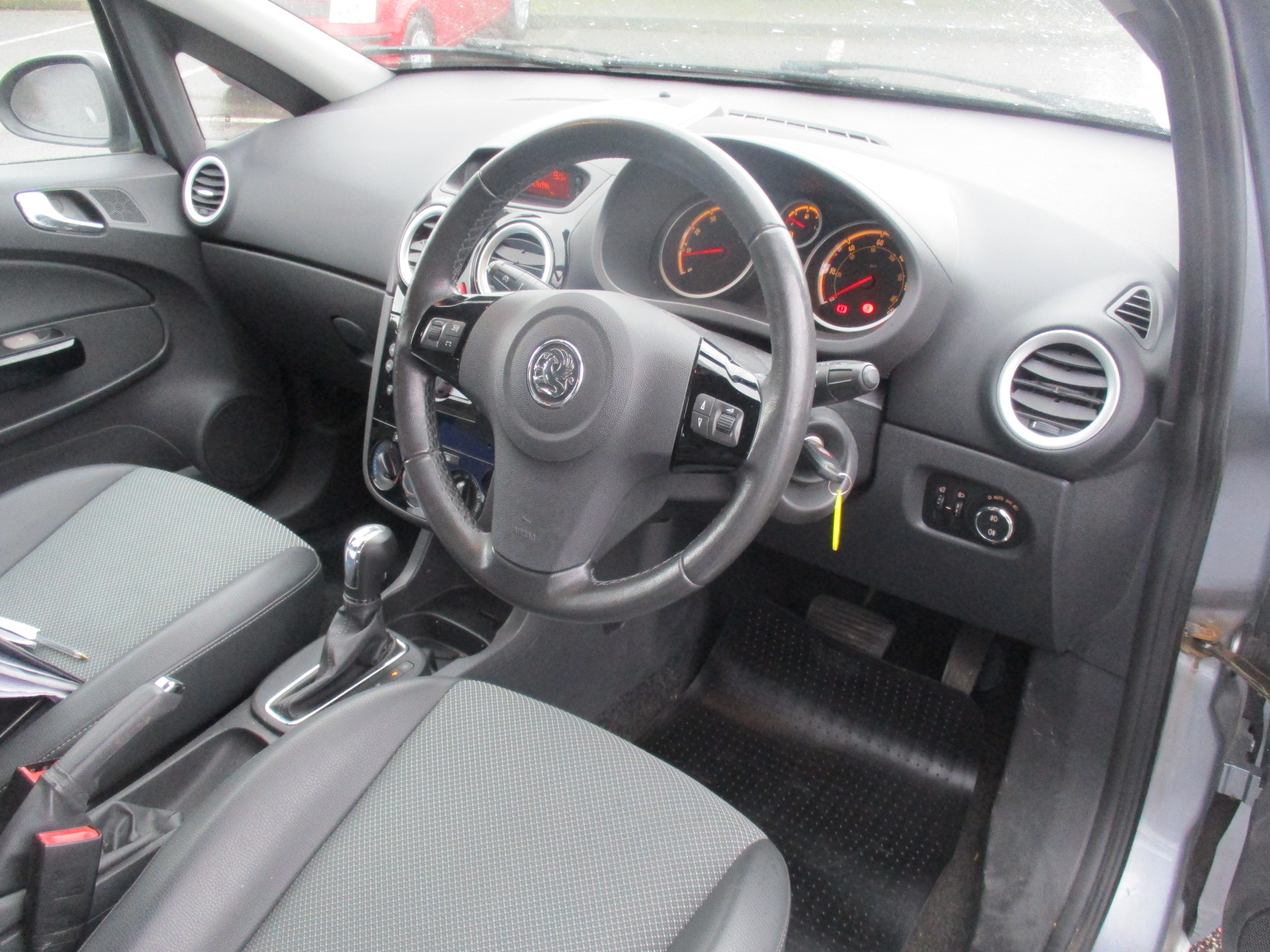 VAUXHALL CORSA 1.4 16V SE (AUTO) 2010